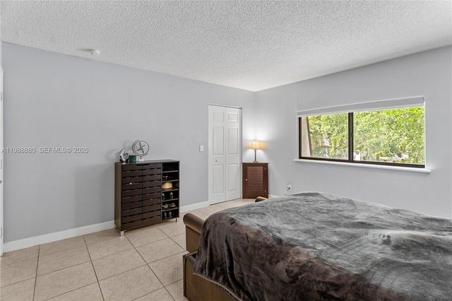 2260 NW 59th Way, Lauderhill, FL 33313