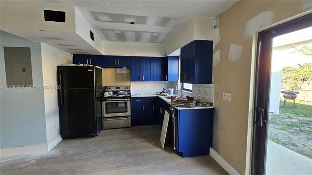 2260 NW 59th Way, Lauderhill, FL 33313