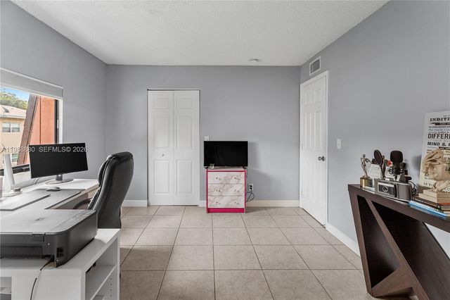 2260 NW 59th Way, Lauderhill, FL 33313