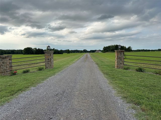 3086 County Road 4106, Greenville, TX 75401