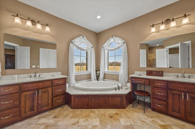 3086 County Road 4106, Greenville, TX 75401