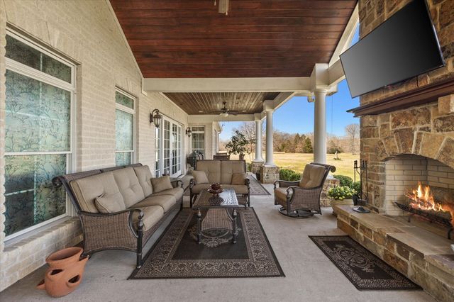 3086 County Road 4106, Greenville, TX 75401