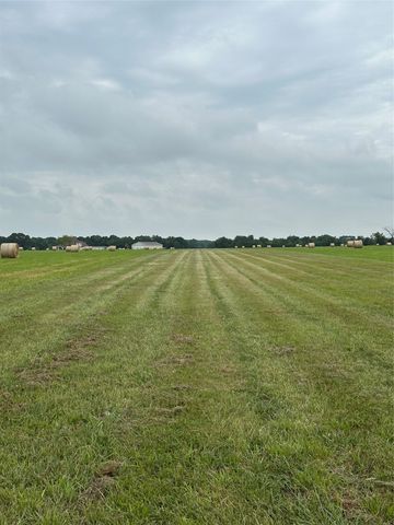 3086 County Road 4106, Greenville, TX 75401