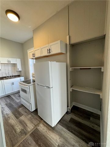 111 Old Main Street 111, Miamisburg, OH 45342