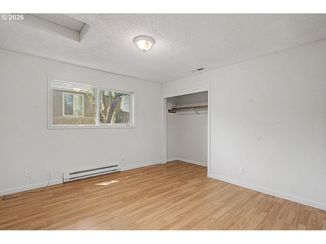 3000 Ne 49TH St, Vancouver, WA 98663