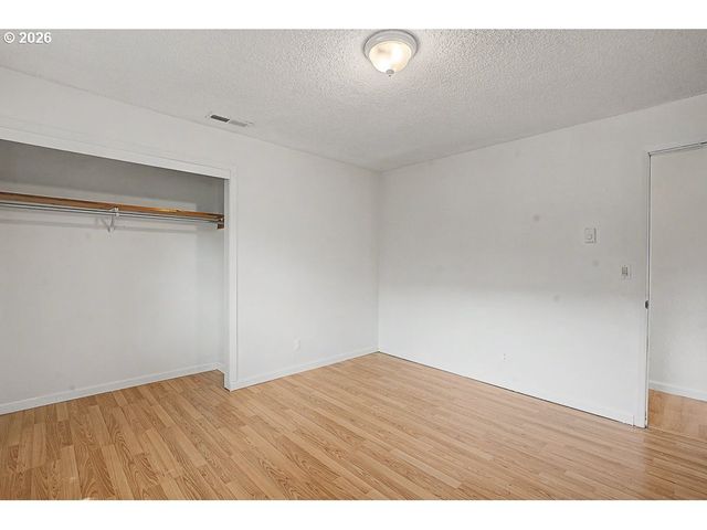 3000 Ne 49TH St, Vancouver, WA 98663
