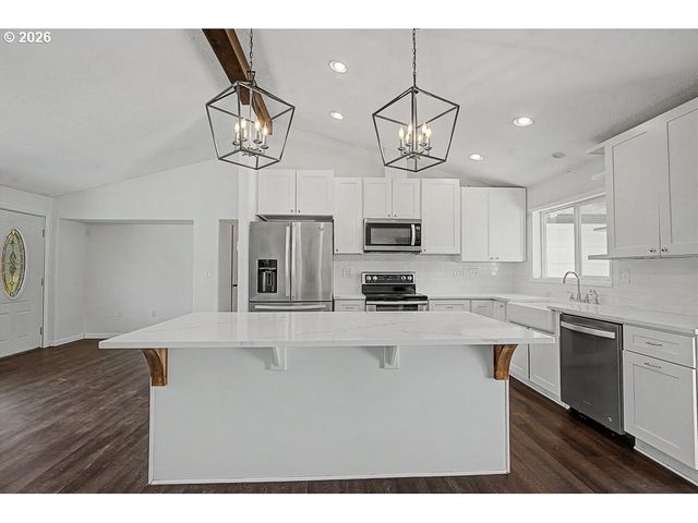 3000 Ne 49TH St, Vancouver, WA 98663