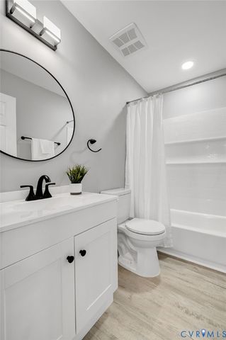 311 New St, Sussex, VA 23890