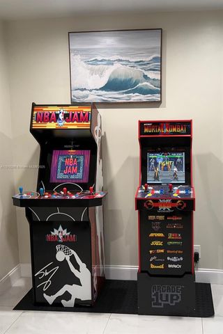 1311 Rodman St, Hollywood, FL 33019