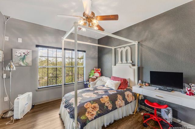 26339 HACKNEY LN, San Antonio, TX 78260