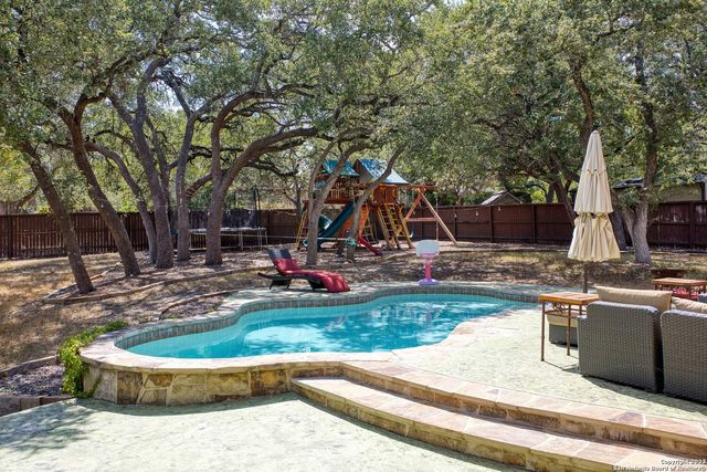 26339 HACKNEY LN, San Antonio, TX 78260