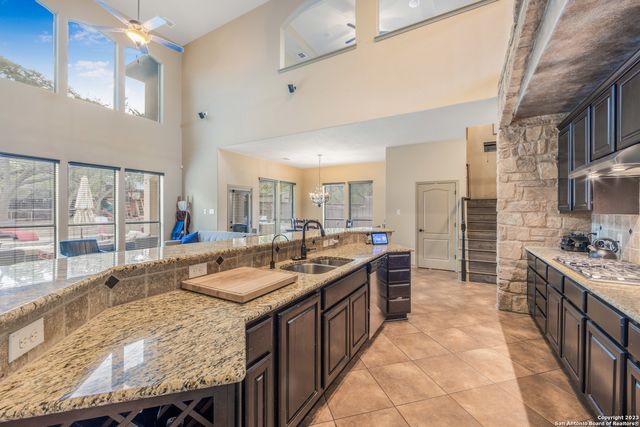 26339 HACKNEY LN, San Antonio, TX 78260