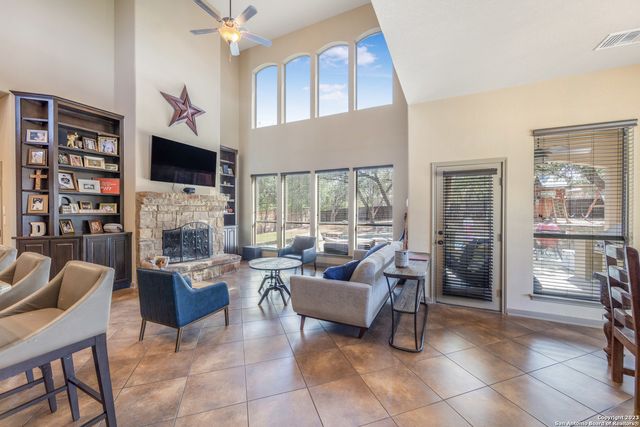 26339 HACKNEY LN, San Antonio, TX 78260