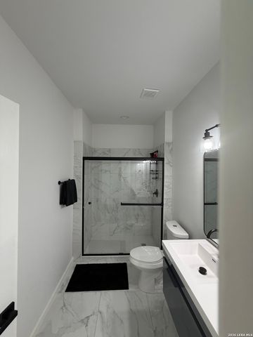 147 Vine, San Antonio, TX 78210