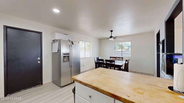 6564 S Van Buren Avenue, Tucson, AZ 85756