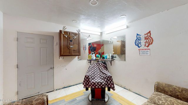 6564 S Van Buren Avenue, Tucson, AZ 85756