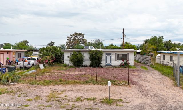 6564 S Van Buren Avenue, Tucson, AZ 85756