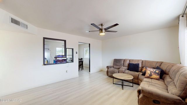 6564 S Van Buren Avenue, Tucson, AZ 85756