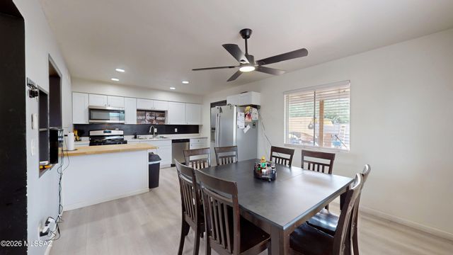 6564 S Van Buren Avenue, Tucson, AZ 85756