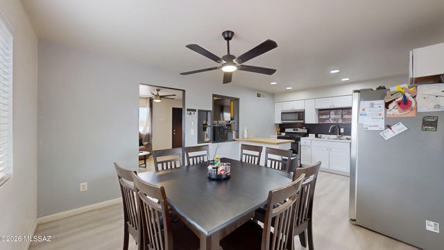 6564 S Van Buren Avenue, Tucson, AZ 85756