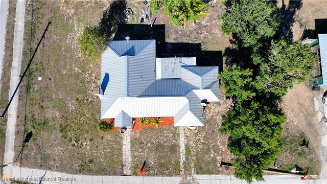 401 E Canfield Street, Avon Park, FL 33825