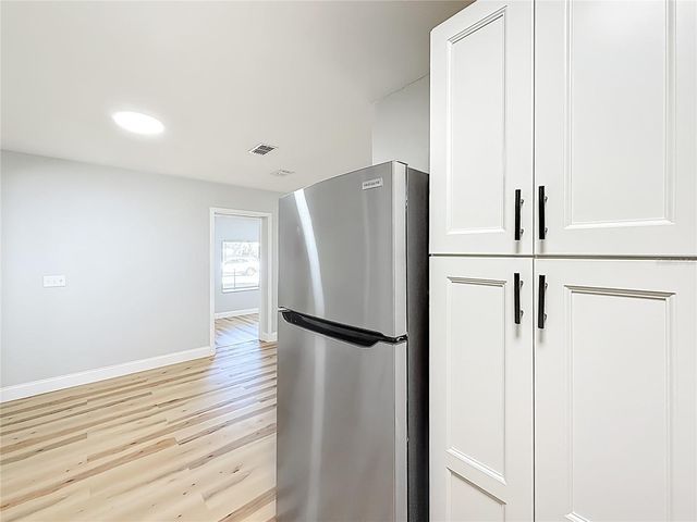 2112 NE 7TH AVENUE, Gainesville, FL 32641