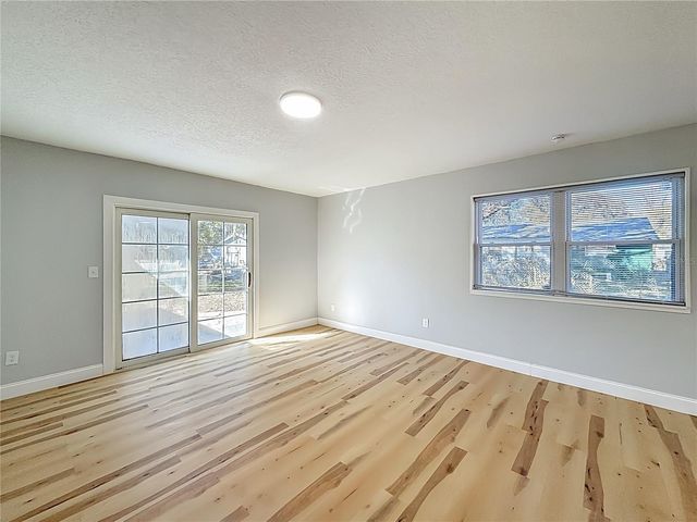 2112 NE 7TH AVENUE, Gainesville, FL 32641