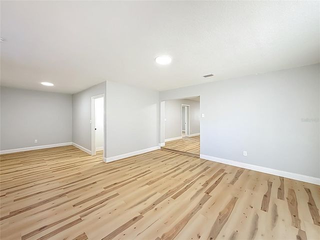 2112 NE 7TH AVENUE, Gainesville, FL 32641