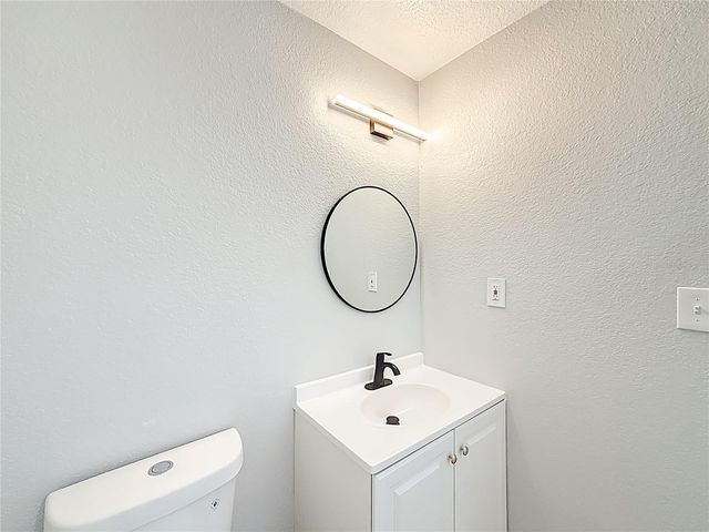 2112 NE 7TH AVENUE, Gainesville, FL 32641