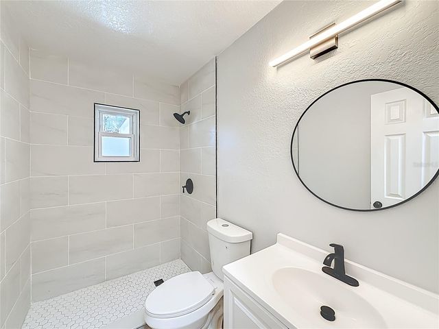 2112 NE 7TH AVENUE, Gainesville, FL 32641