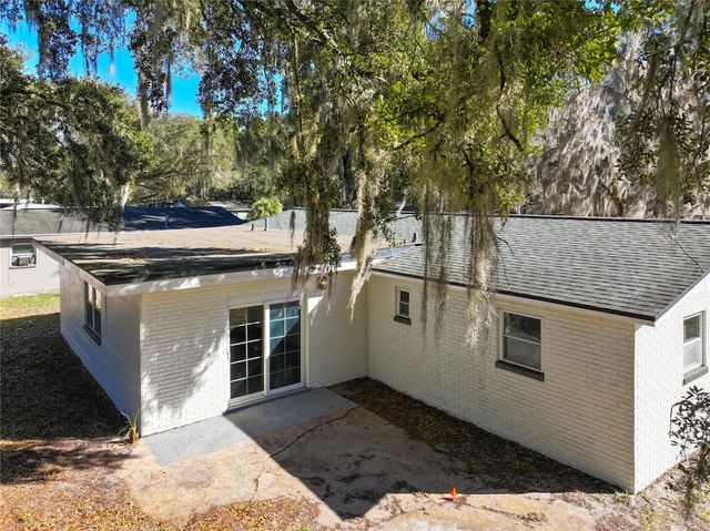 2112 NE 7TH AVENUE, Gainesville, FL 32641