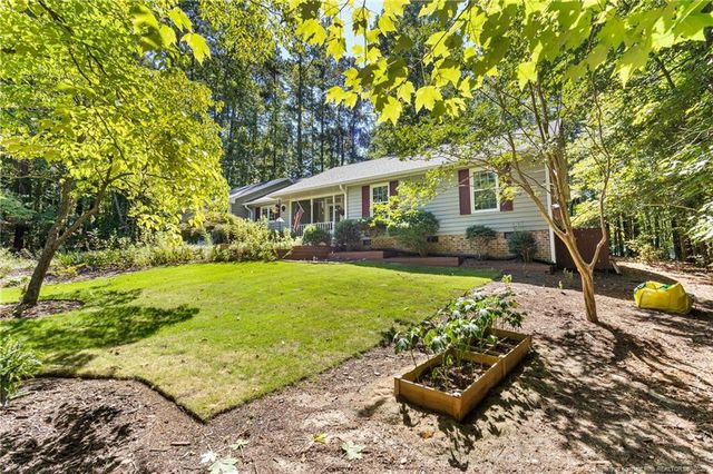 622 Chelsea Drive, Sanford, NC 27332
