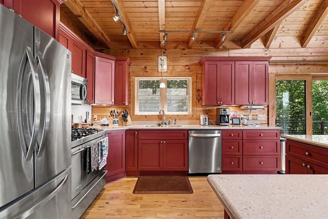 8584 W Woodridge Drive, Mears, MI 49436