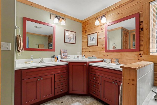 8584 W Woodridge Drive, Mears, MI 49436