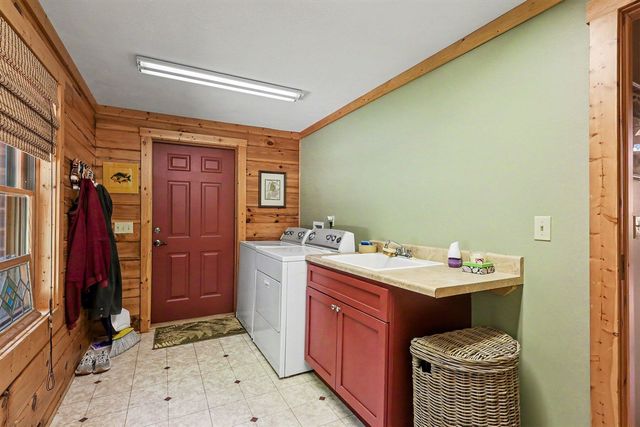 8584 W Woodridge Drive, Mears, MI 49436