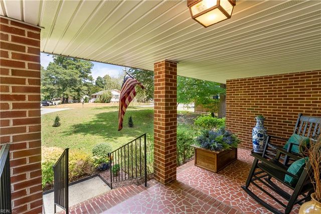 307 Shore DR, Suffolk, VA 23434