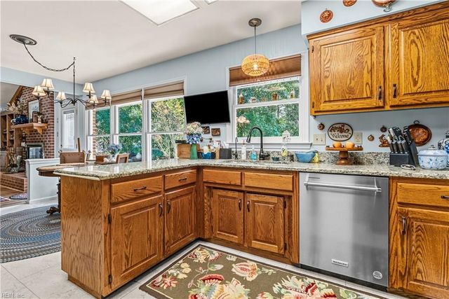 307 Shore DR, Suffolk, VA 23434