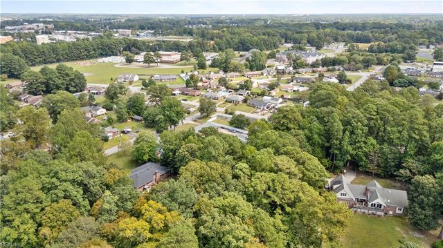 307 Shore DR, Suffolk, VA 23434