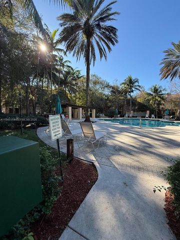 6598 W Sample Rd 6598, Coral Springs, FL 33067