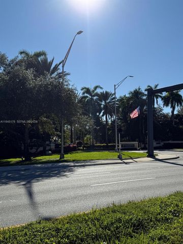 6598 W Sample Rd 6598, Coral Springs, FL 33067