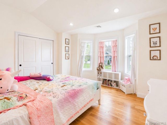 140 Gull Dip Road, Ridge, NY 11961