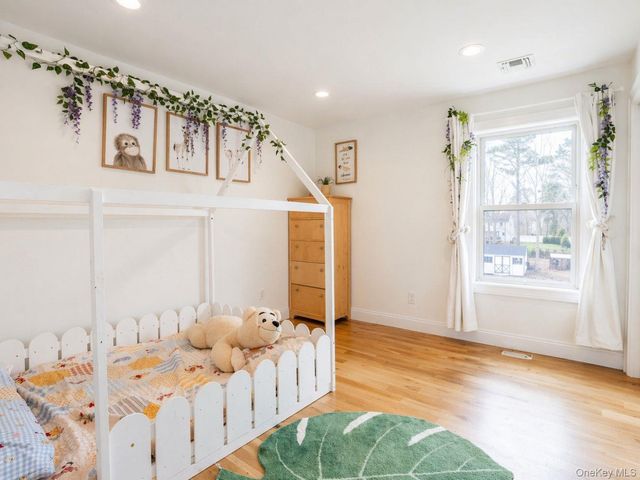 140 Gull Dip Road, Ridge, NY 11961