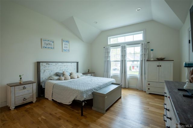 140 Gull Dip Road, Ridge, NY 11961