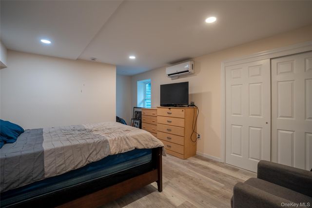 140 Gull Dip Road, Ridge, NY 11961