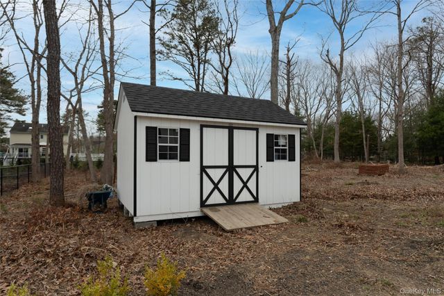 140 Gull Dip Road, Ridge, NY 11961