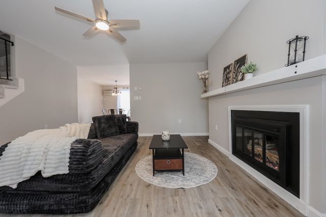 169 Fieldstone Drive, Londonderry, NH 03053