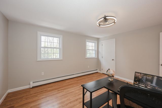 169 Fieldstone Drive, Londonderry, NH 03053