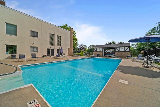 169 Fieldstone Drive, Londonderry, NH 03053