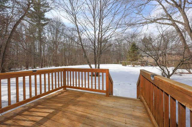 169 Fieldstone Drive, Londonderry, NH 03053