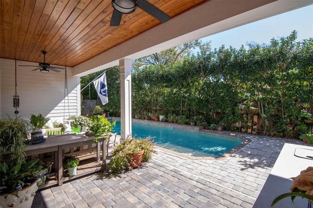 3808 W BARCELONA STREET, Tampa, FL 33629